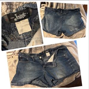 Older torrid brand Jean shorts size 16
